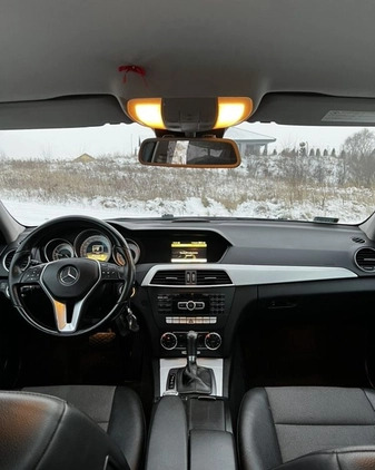 Mercedes-Benz Klasa C cena 38000 przebieg: 287000, rok produkcji 2011 z Gniezno małe 46
